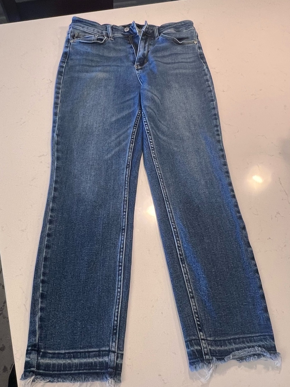 Judy Blue High Waist Release Hem Slim
Fit Denim Blue size 9/29